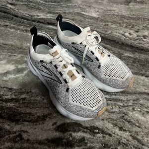 Brooks StealthFit 20 shoes